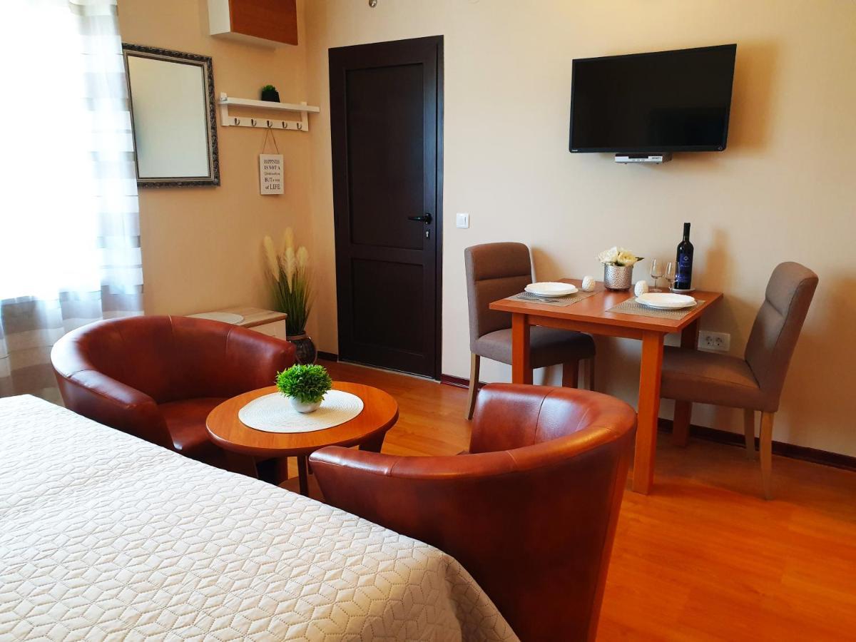 Apartments Zrinka 793 Poreč Kültér fotó