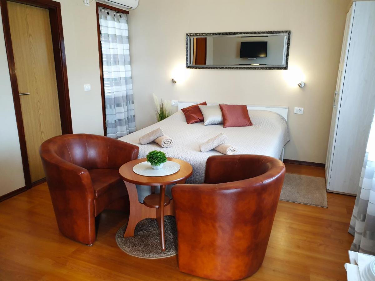 Apartments Zrinka 793 Poreč Kültér fotó